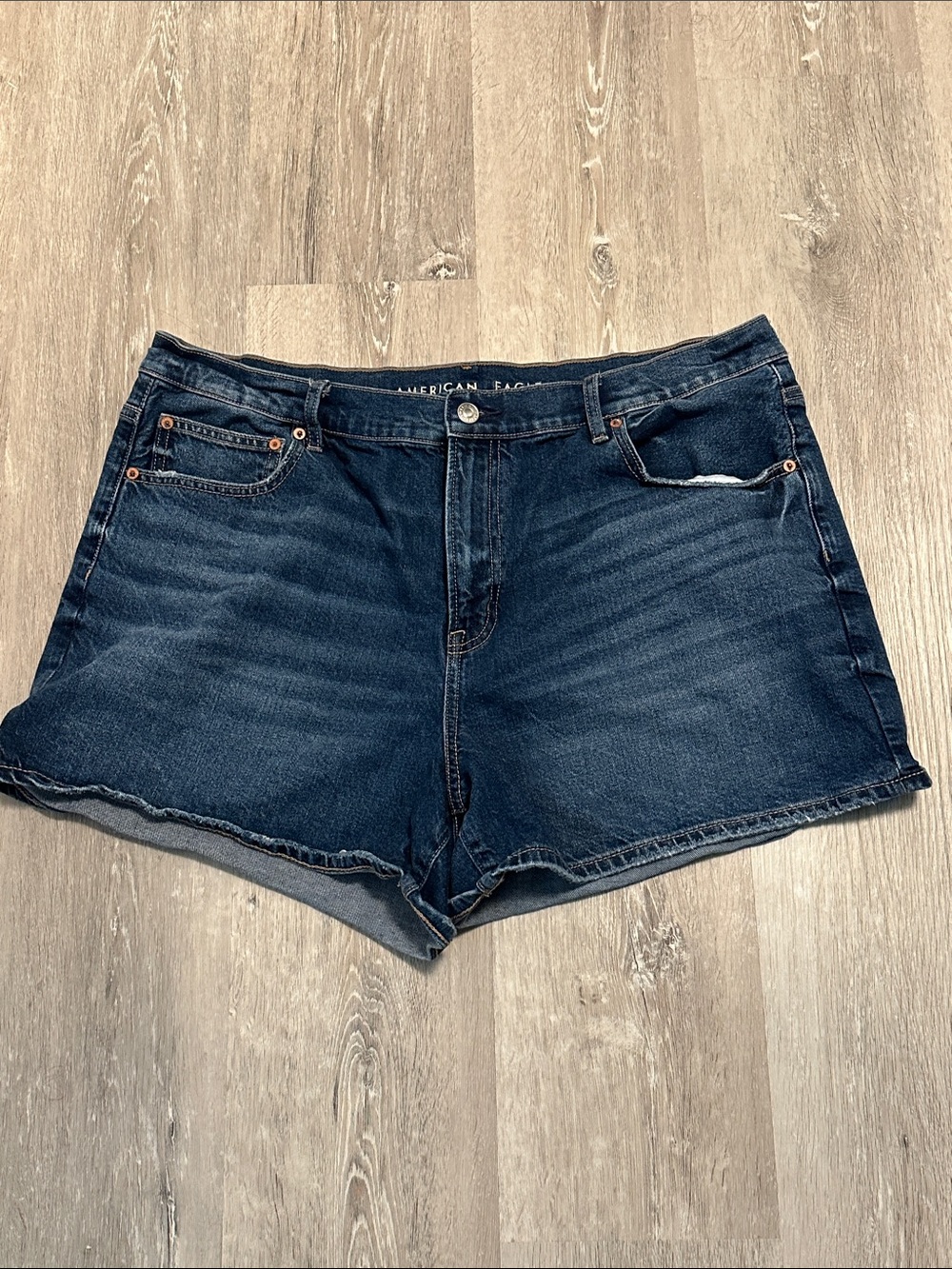 American Eagle Outfitters “Perfect Short”